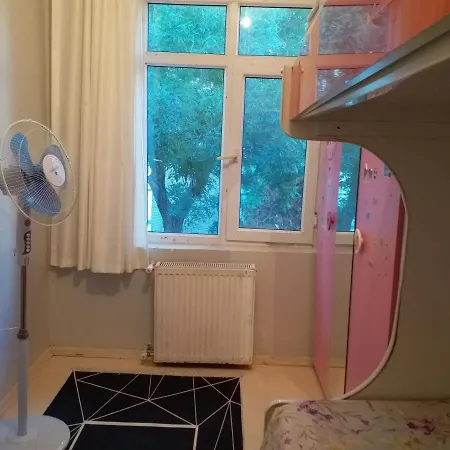 1min To Sisli Metro Apartment